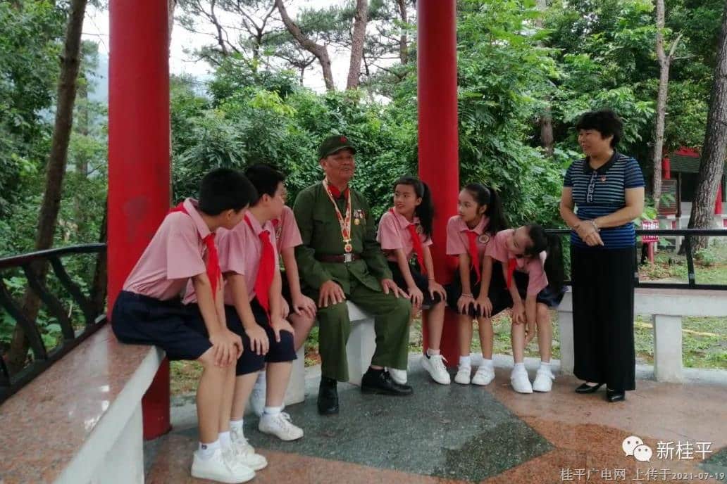 桂平市掀起老書記,、老黨員講黨課熱潮