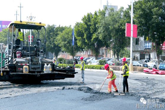 桂平市四路改造工程西山路段改造建設(shè)如火如荼推進(jìn)中