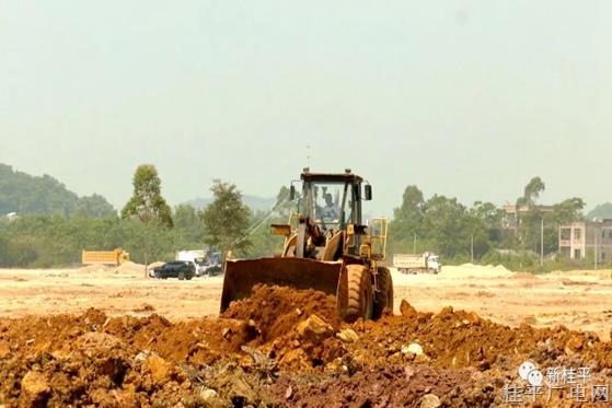 桂平：土地平整加速度 加快項目建設(shè)進度