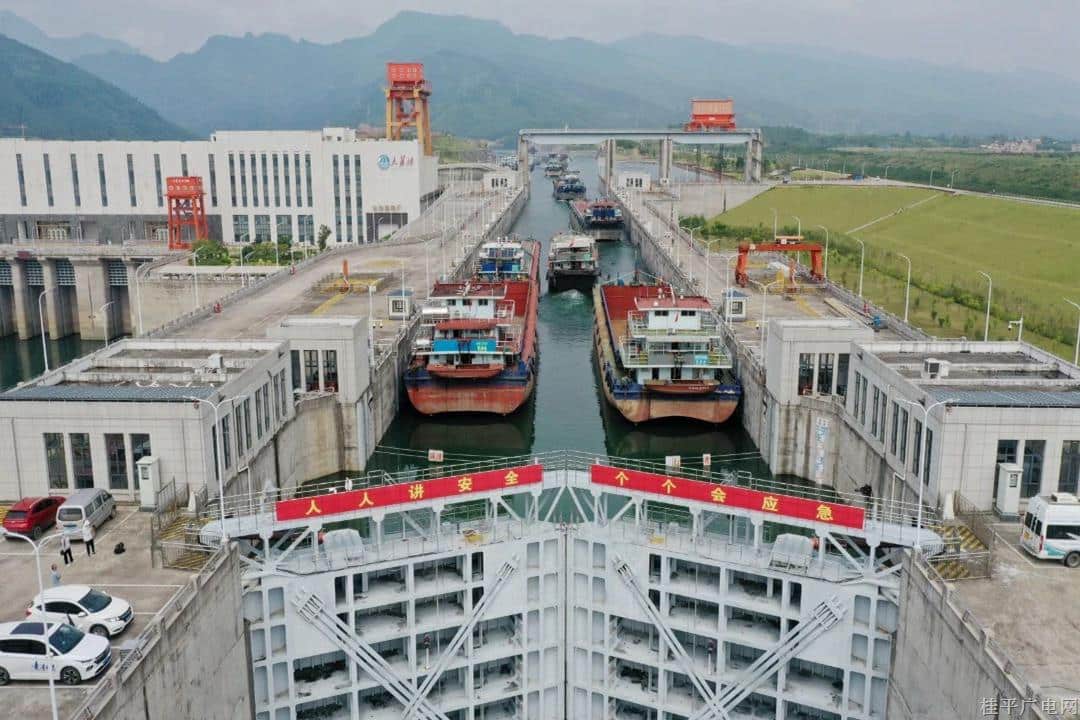 首次,！突破3000萬噸,！