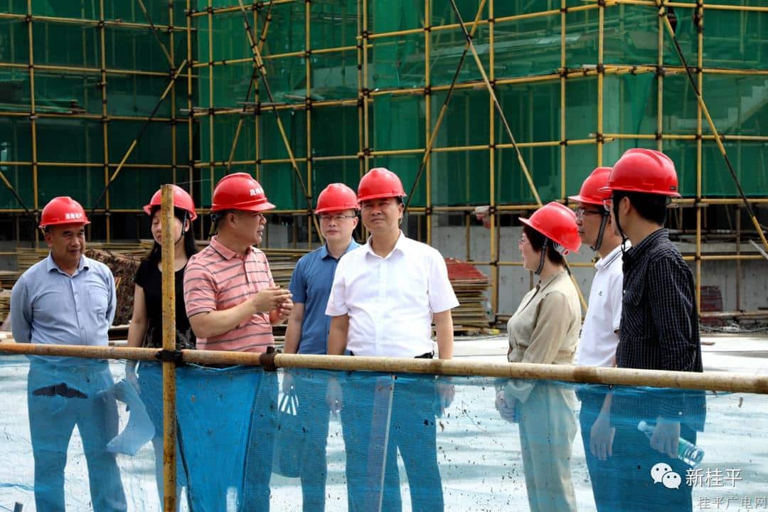 黃德佳帶隊(duì)調(diào)研我市房地產(chǎn)企業(yè)工作