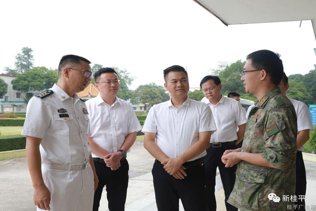 黃德佳率隊走訪慰問駐貴,、駐潯部隊,、駐軍醫(yī)院以及武警貴港支隊