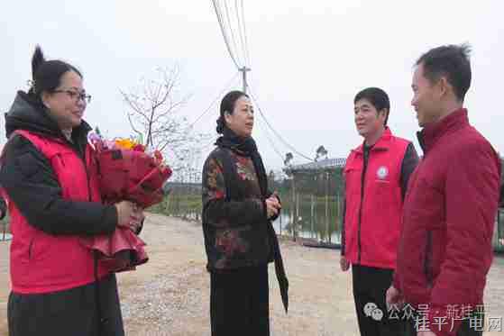 【新春走基層】蒙愛杏開展春節(jié)前走訪慰問活動