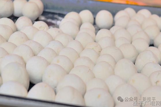 【網(wǎng)絡中國節(jié)·元宵】元宵佳節(jié)氛圍濃 湯圓銷售迎來高峰